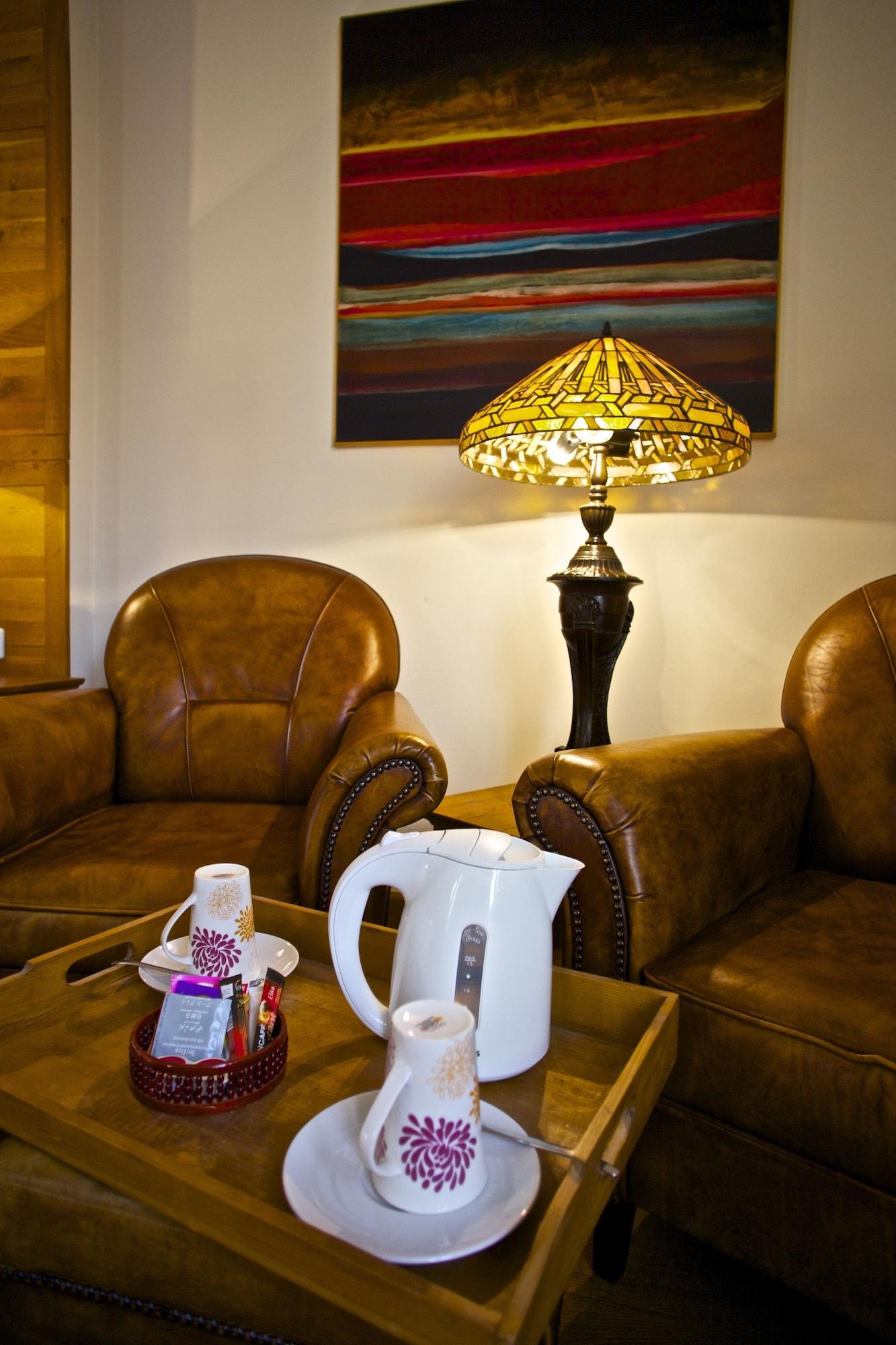 Rembrandt Old Town Hotel Bukares Bagian luar foto
