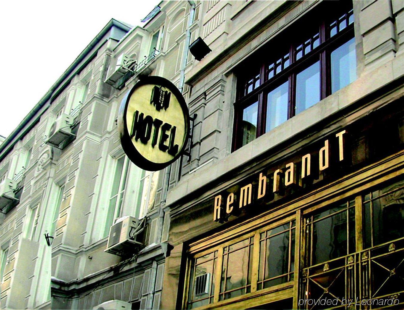 Rembrandt Old Town Hotel Bukares Bagian luar foto